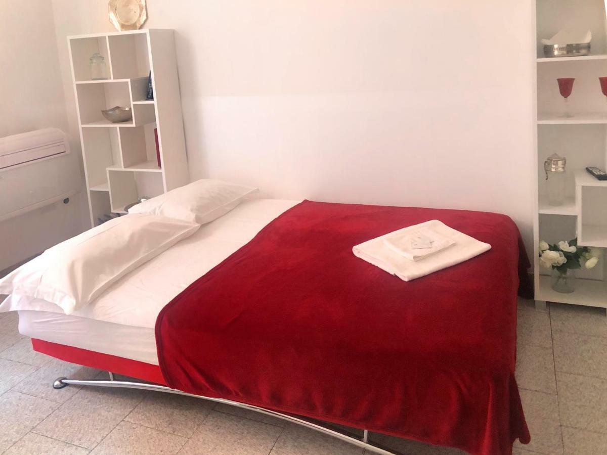 Tourist House Bologna - Fringe Lejlighed Eksteriør billede